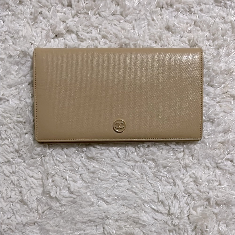 NWOT CHANEL Tan Leather Long Wallet